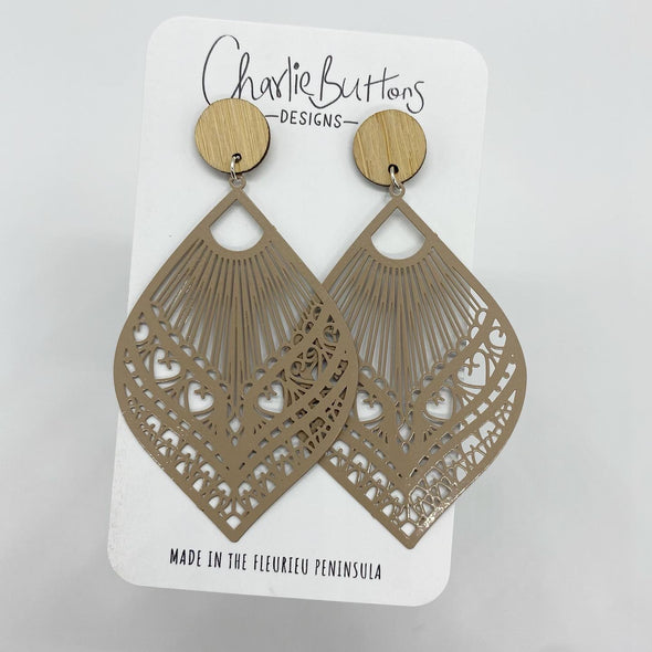 Nude Detailed Dangle Wooden